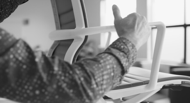 buro-seating-landing-page-intro-certs-two