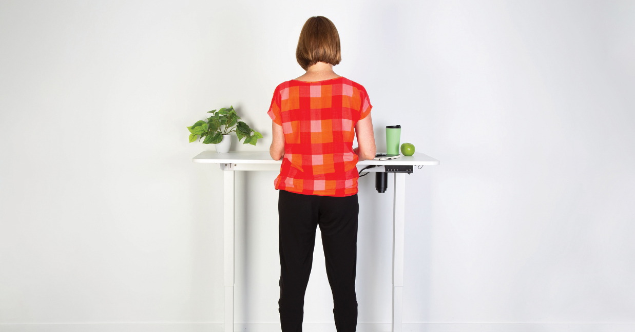 mondo-lypta-standing