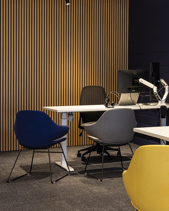 konfurb orbit customer chairs