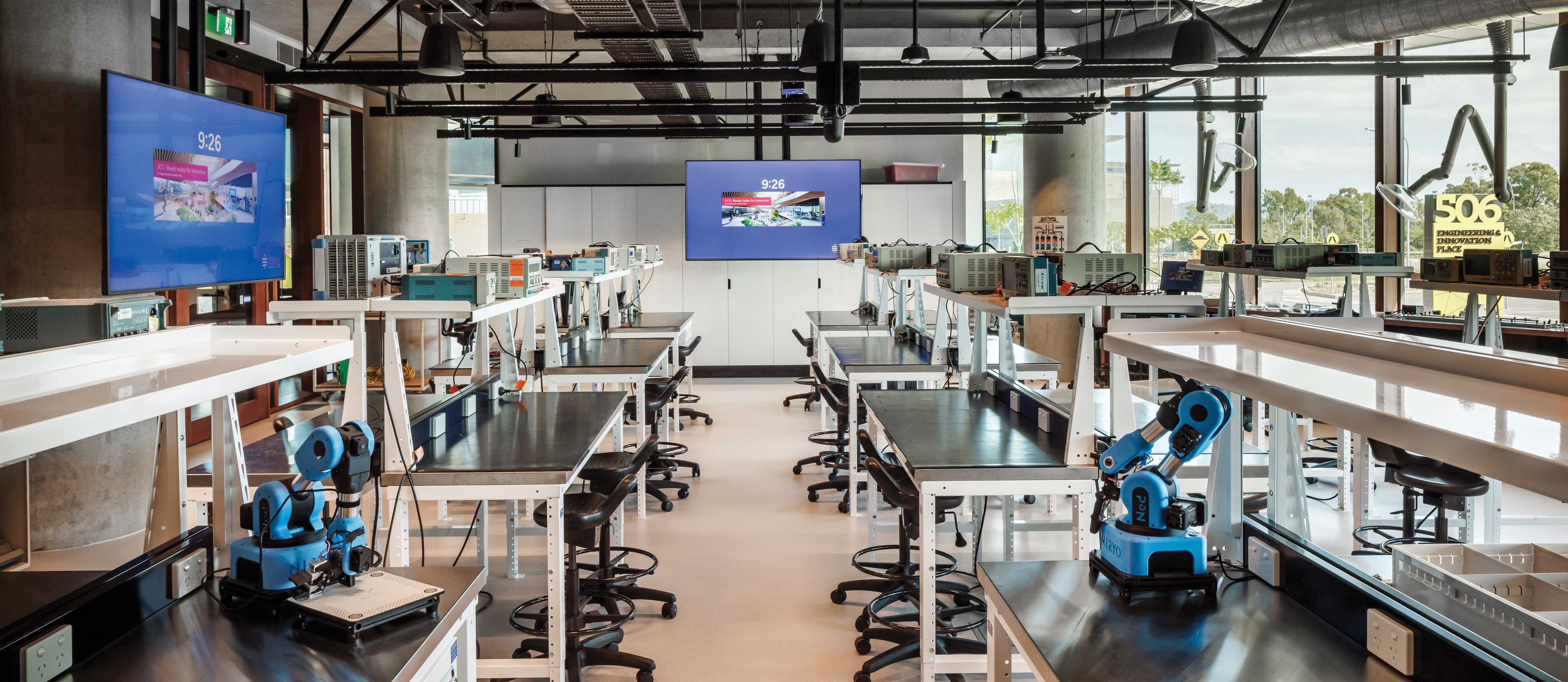 konfurb gem ottomans in public space