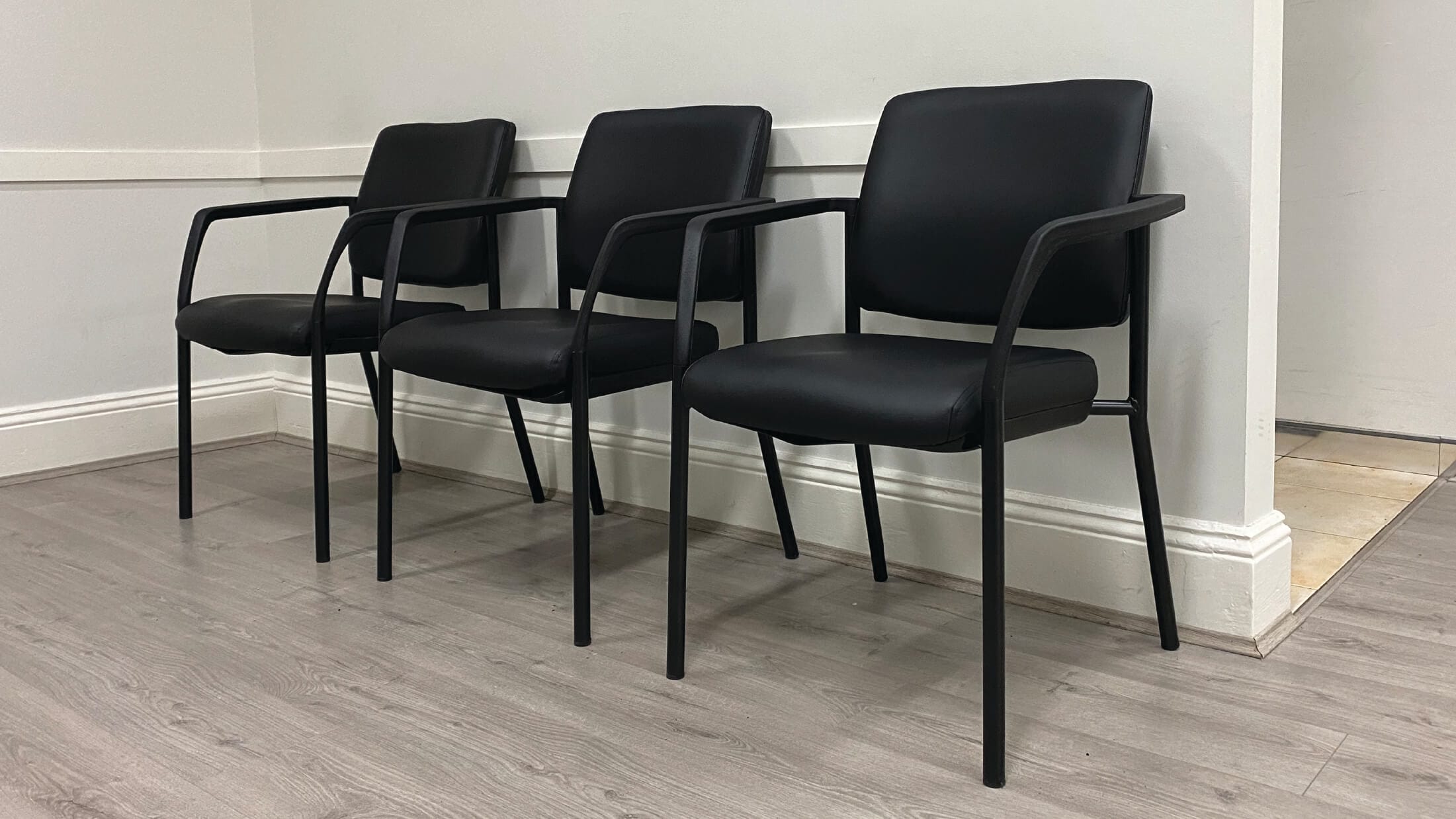 Buro_Lindis_Waiting Room-Dr Paul Placanica Buro_Lindis_Waiting Room-Dr Paul Placanica