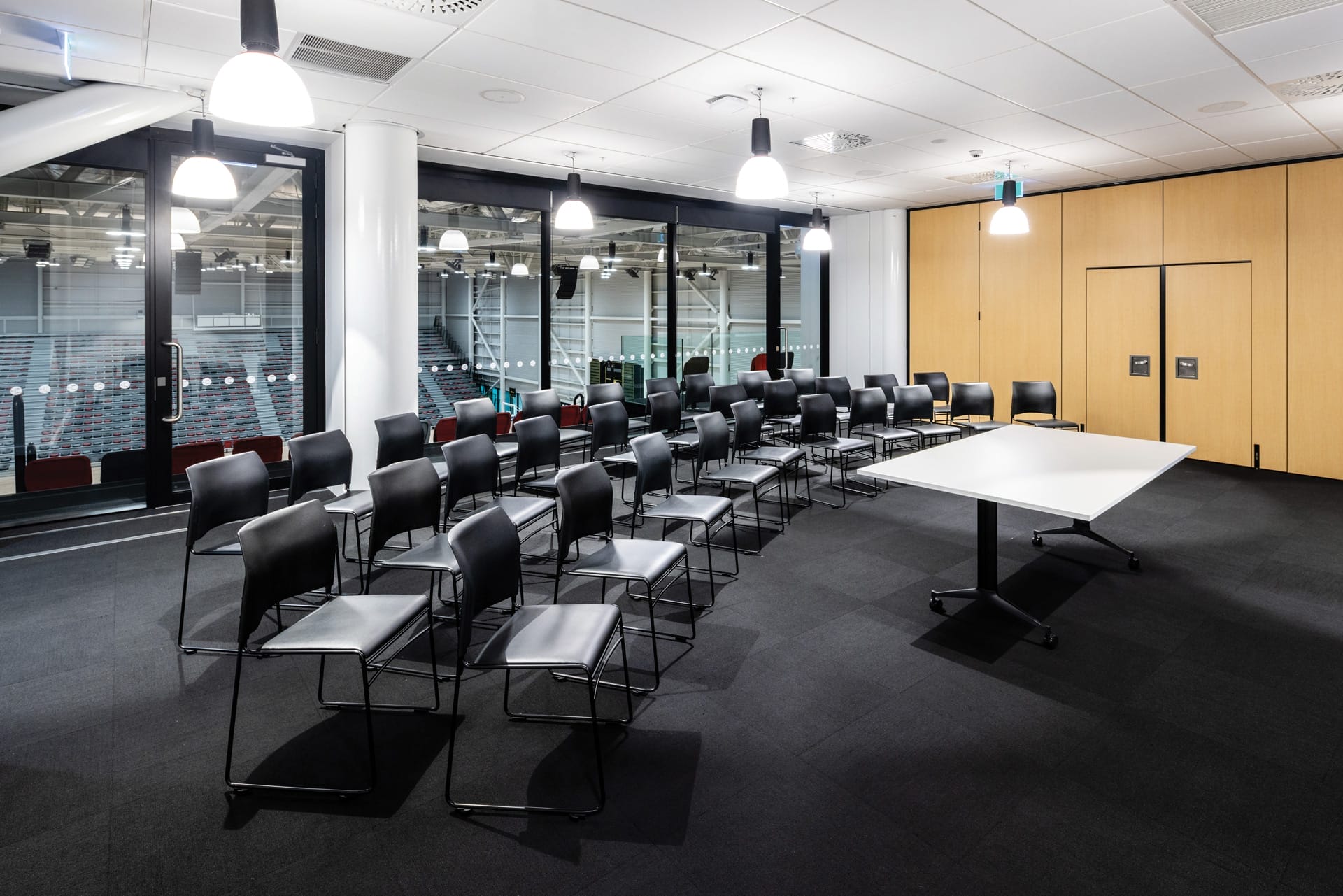 Buro Maxim sled chairs in theatre-style layout