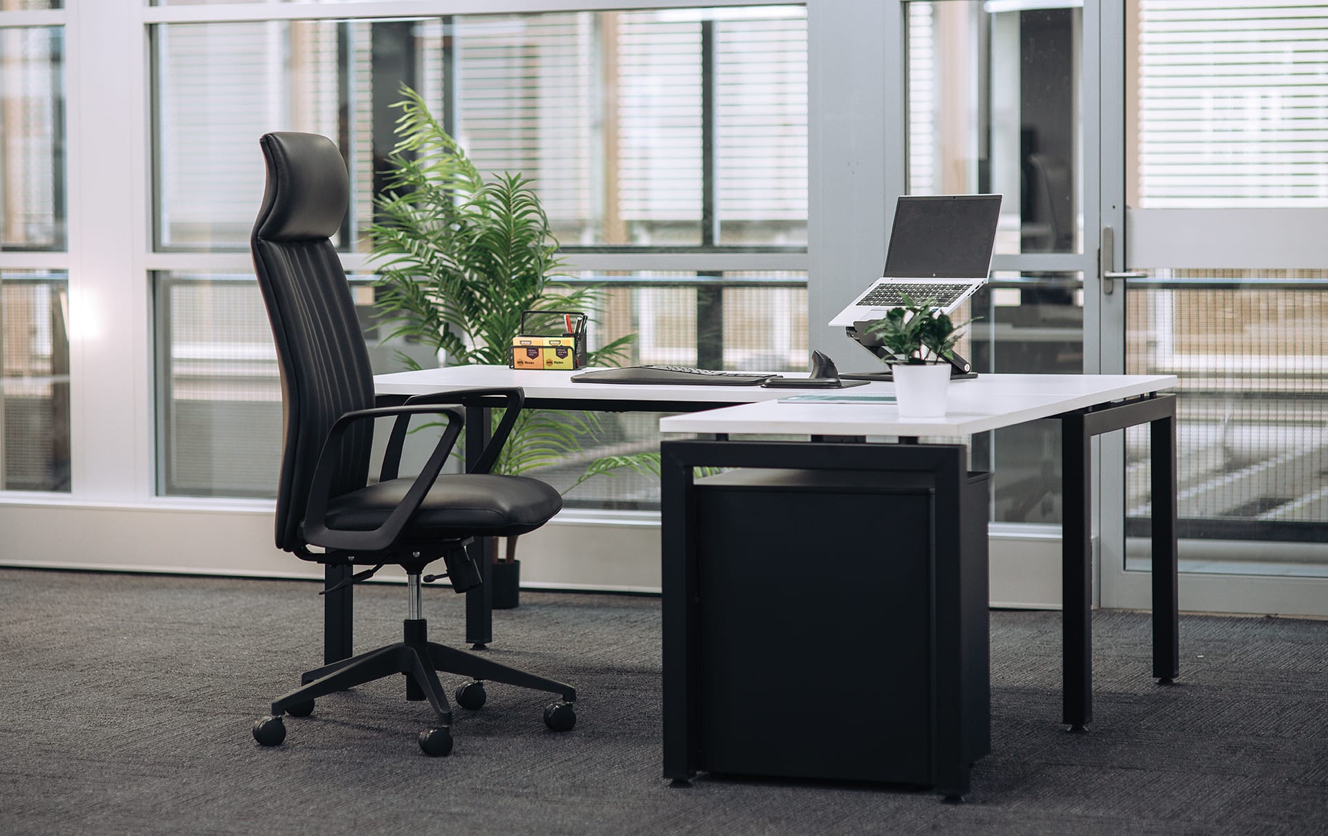 Buro Artemis High Back chair Black