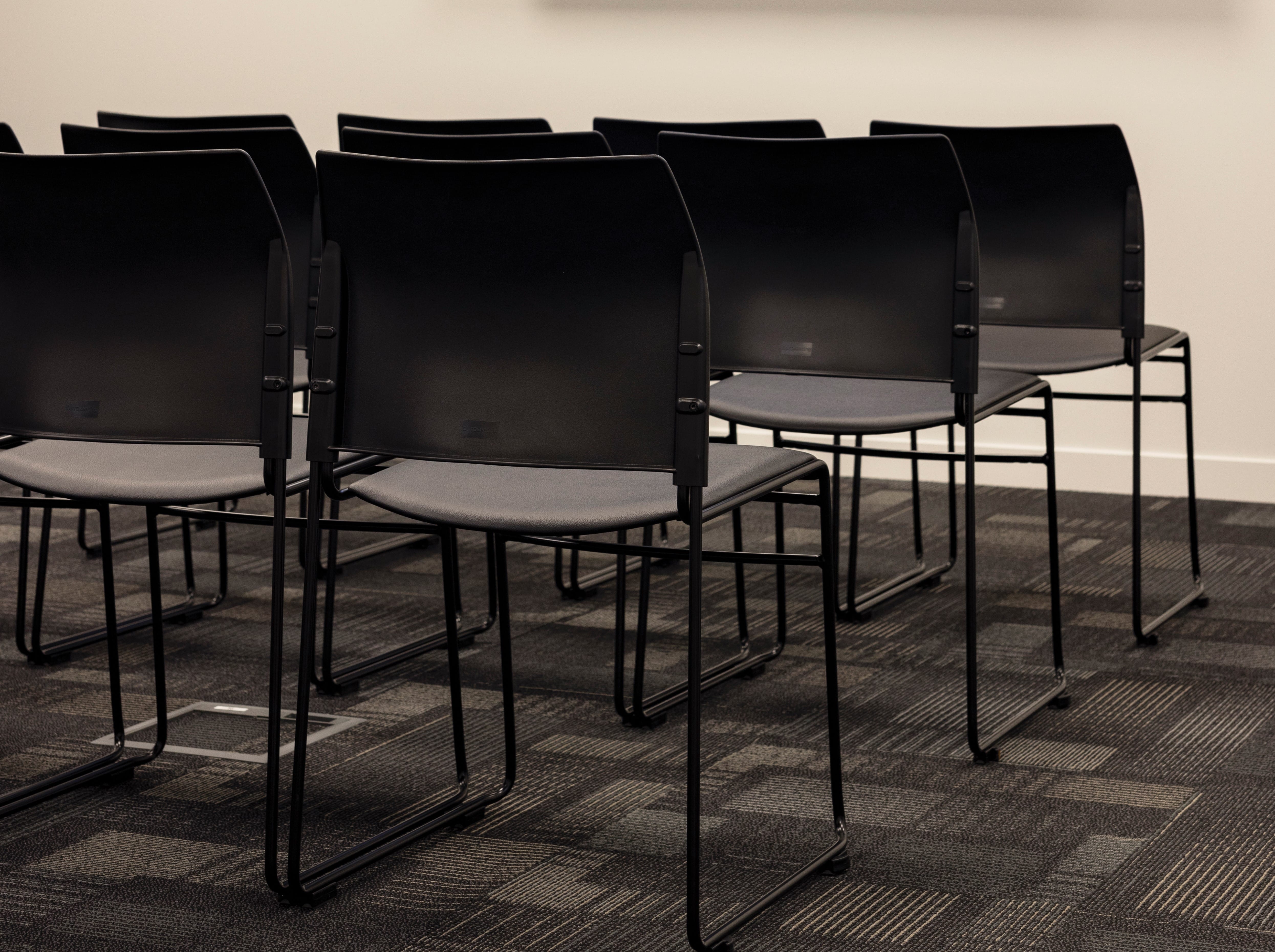 buro polo stool school chairs