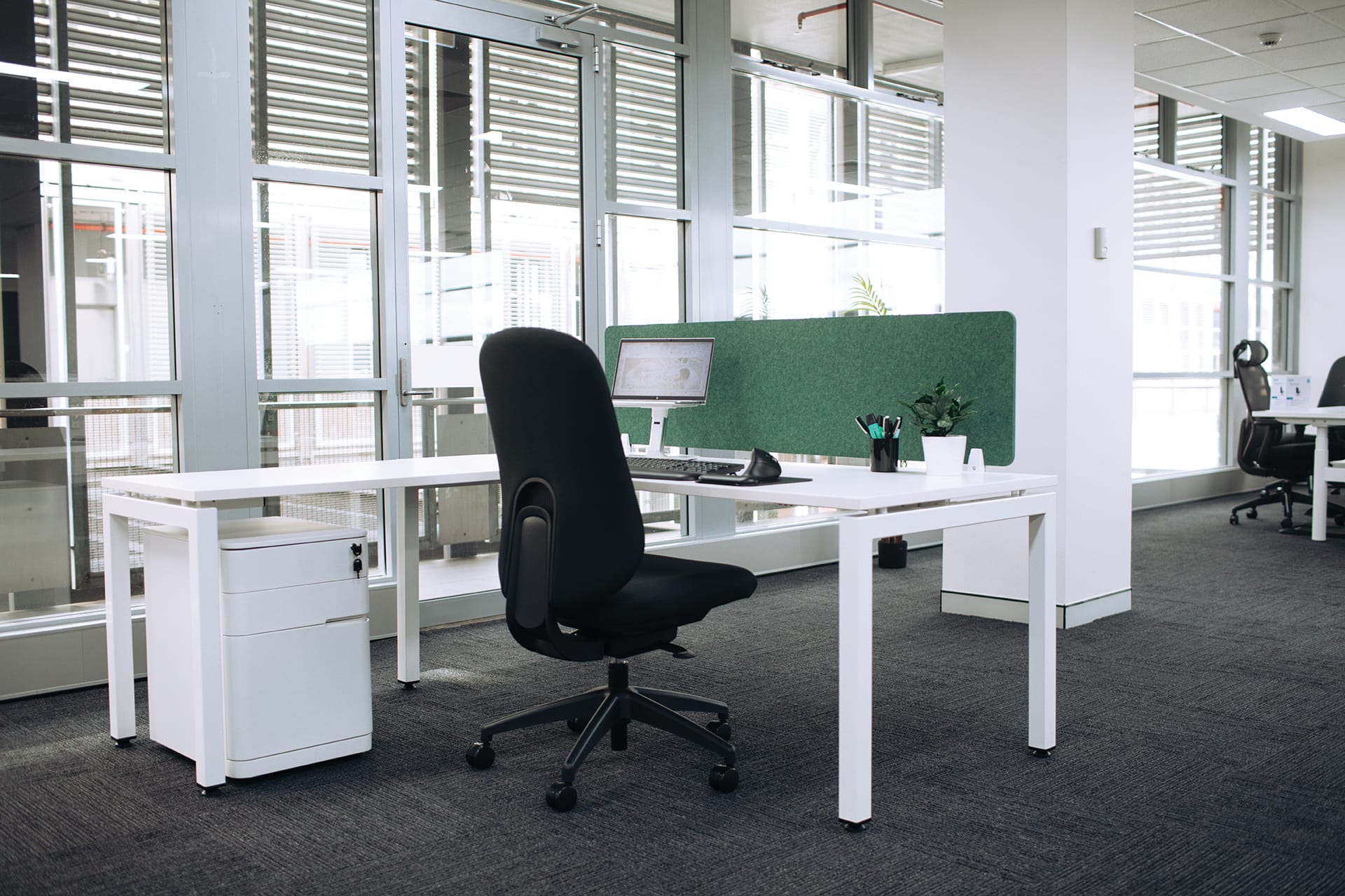 Quantum Upholstered chair scene image