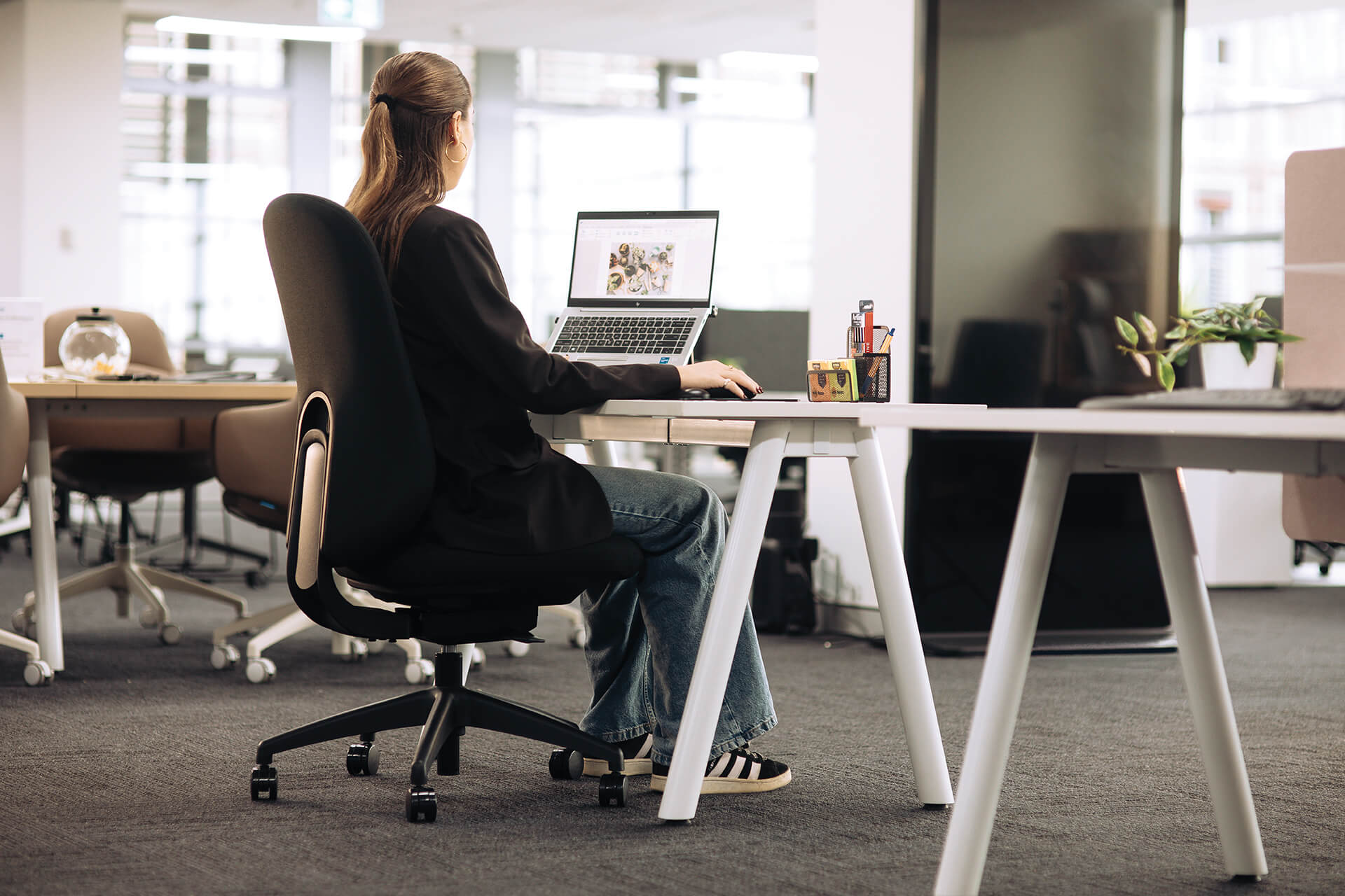 A Frame Round Leg Desk 1200x600 White Scene office